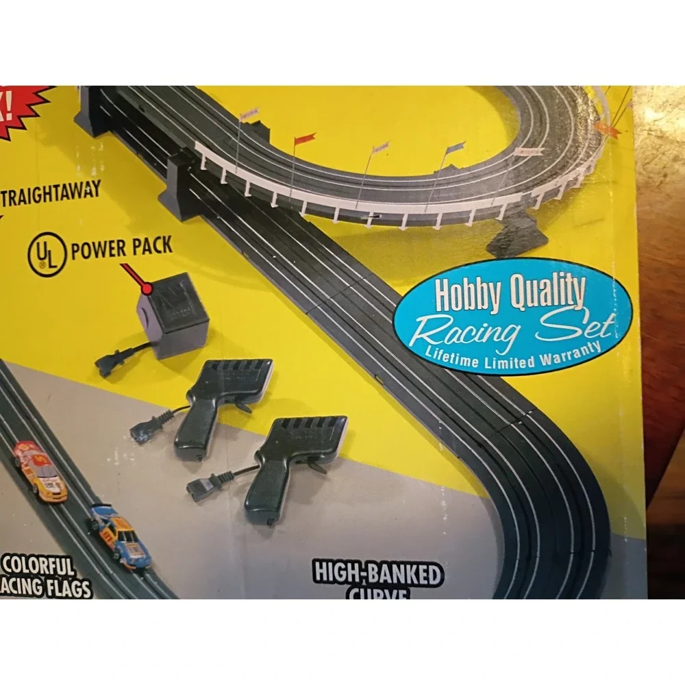 NASCAR Speedway HO Slot Car Set 15 1/2' Race Track Factory Sealed